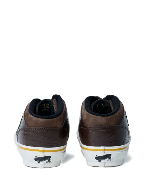 Vans 하프 캡 33 비브람 크록 엠보스 스니커즈