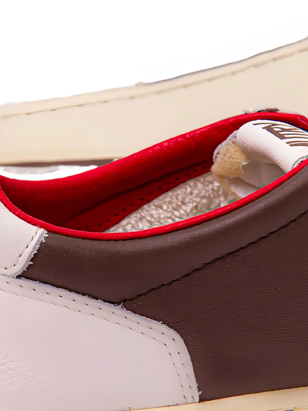 Autry Medalist low-top sneakers met vlakken Bruin