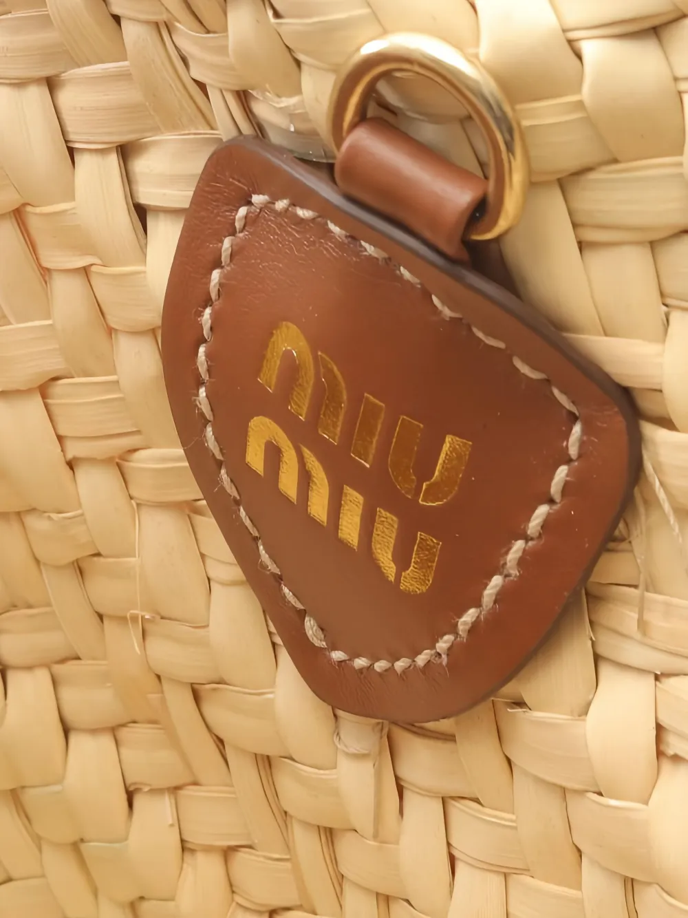 Miu Pre-Owned 2020s shopper met gevlochten handvat Beige