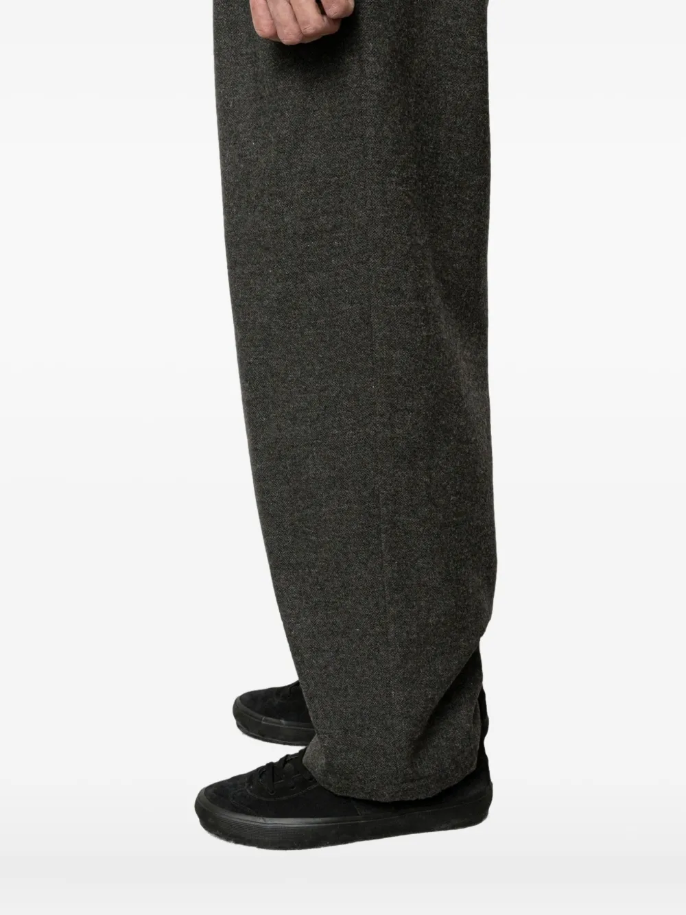 Still By Hand Pleated Trousers In Brown