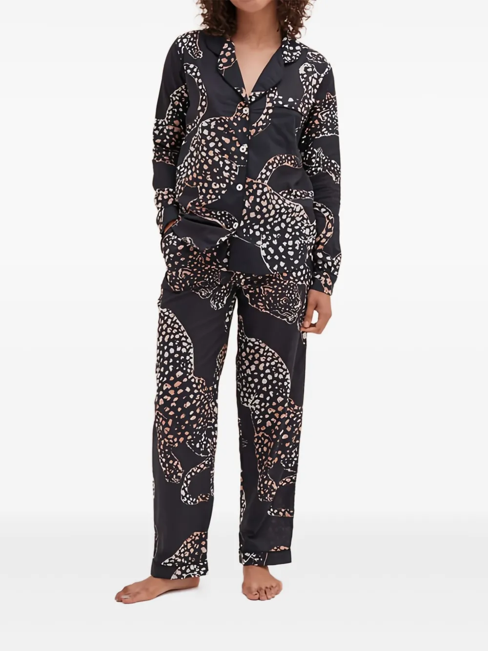 Desmond & Dempsey Jag lange pyjama met knopen en print Zwart