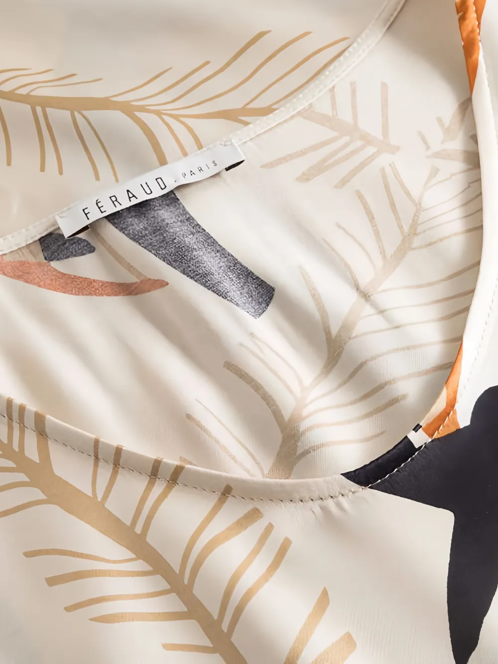 Louis Feraud robe-nuisette imprimée à col v | Chemises de nuit | Image 2