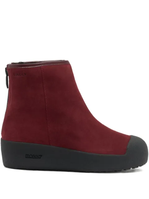 Bally rear-zipper suede curling boots