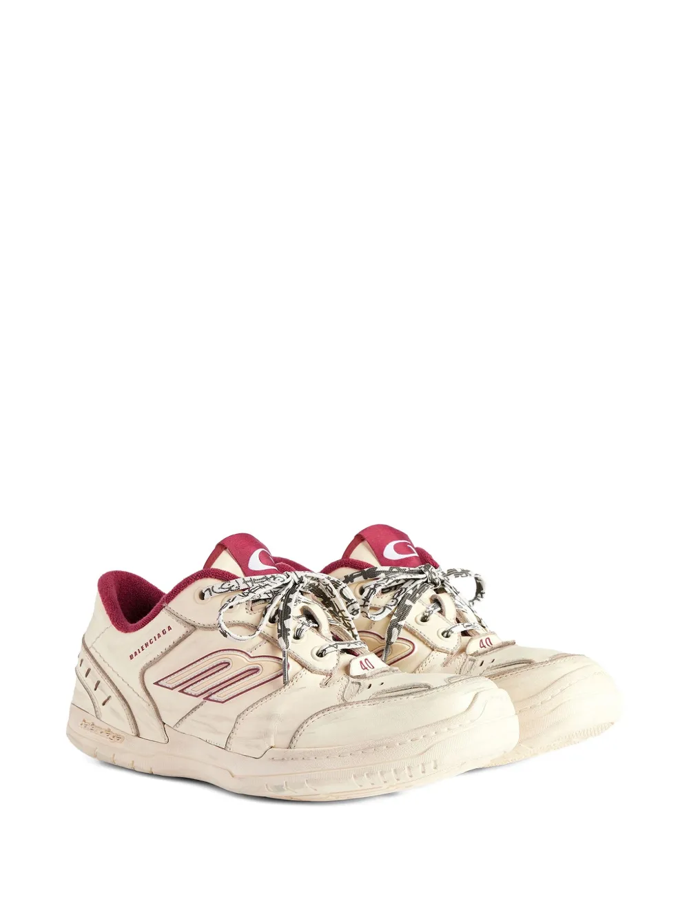 Balenciaga Hamptons Medium Worn-out Sneaker In White In Neutral