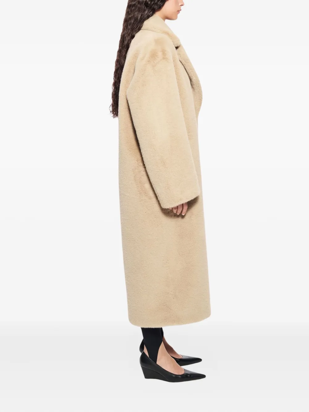 STAND STUDIO Jas van imitatiebont Beige