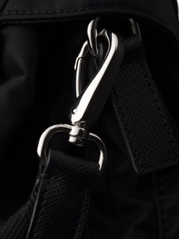 PRADA ブラック ボディバッグ フロントポケット付き Prada フロントポケット バックパック | ブラック | FARFETCH JP