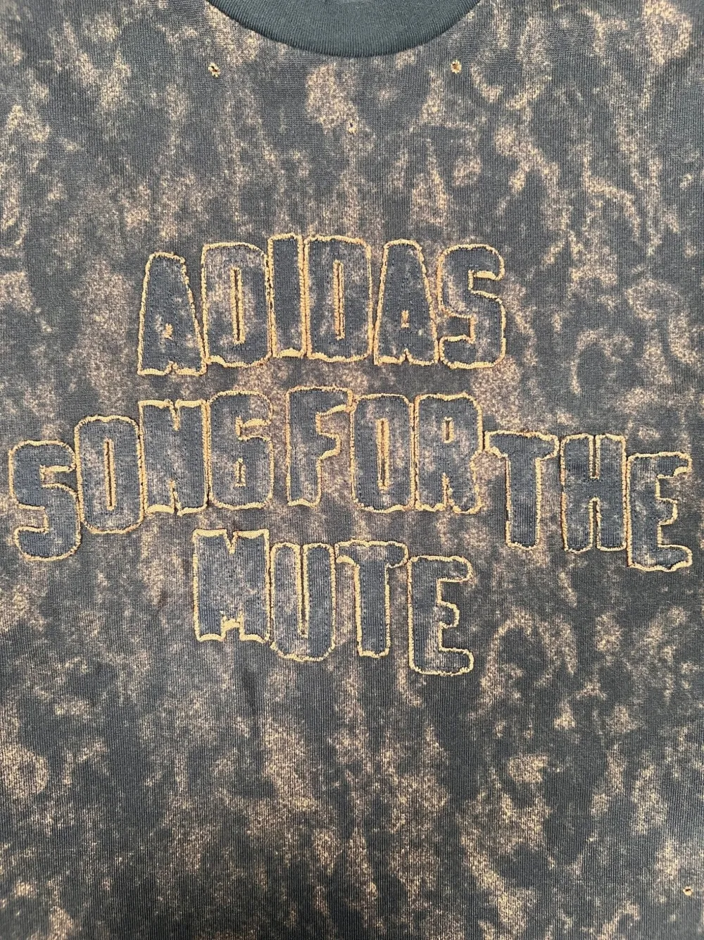 Song For The Mute x Adidas distressed T-shirt - Grigio