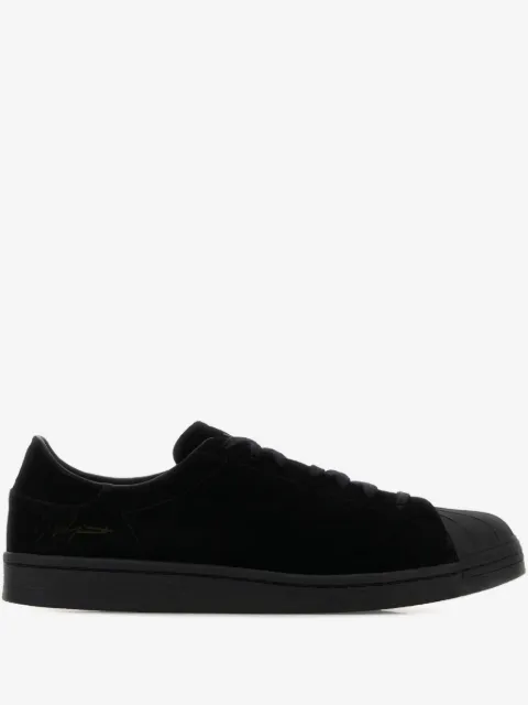 Kuro Superstar Sneakers aus Wildleder