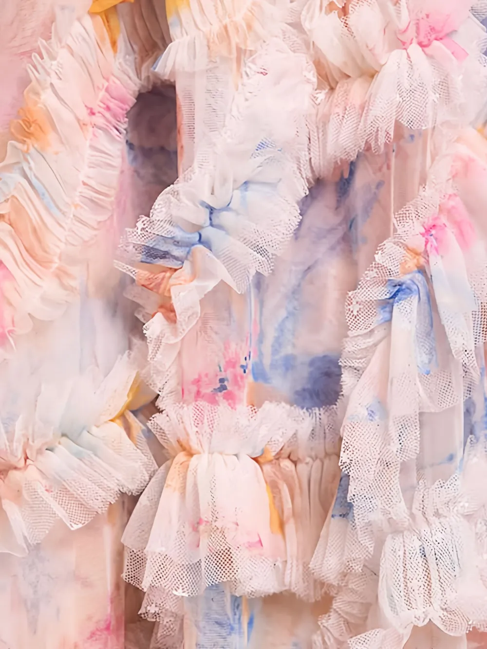 Needle & Thread Mariannes Floral Aaliyah asymmetrische jurk met ruches Roze