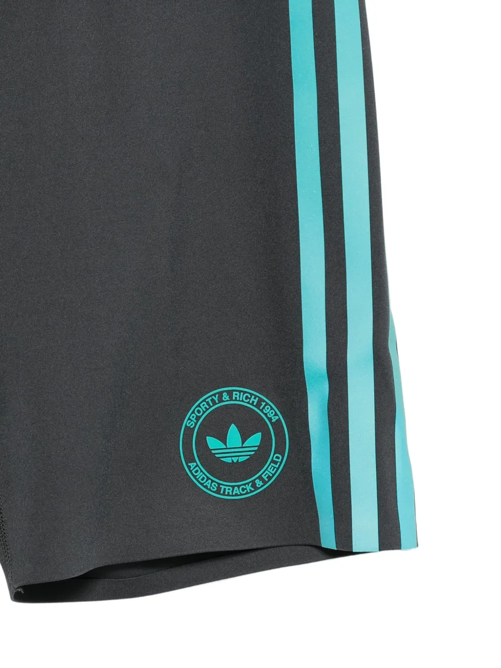adidas Shorts met drie strepen en logo Grijs