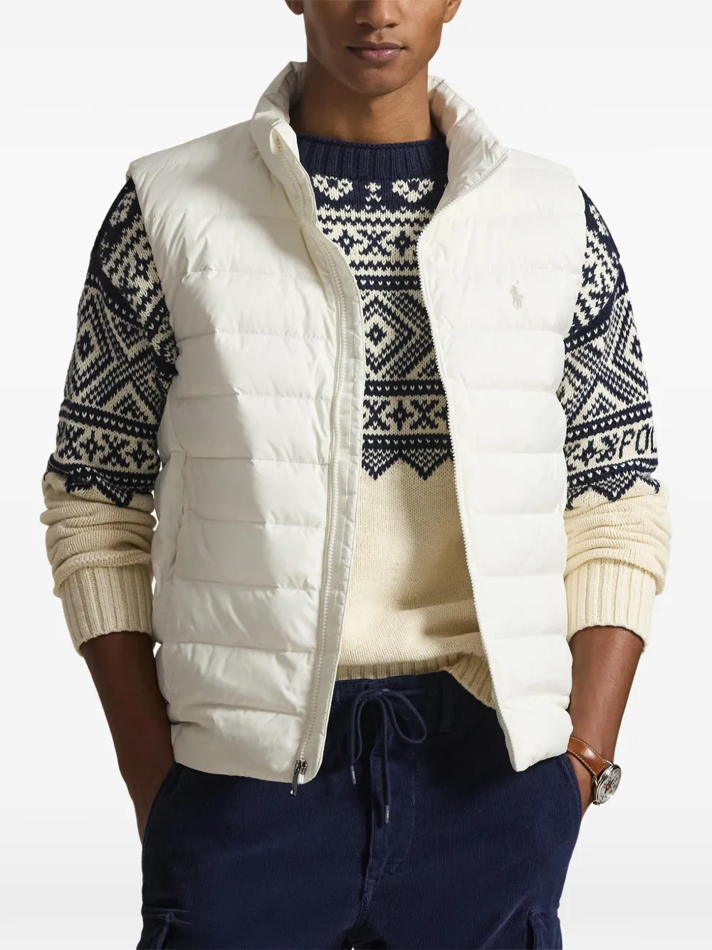 logo-embroidered pocket gilet