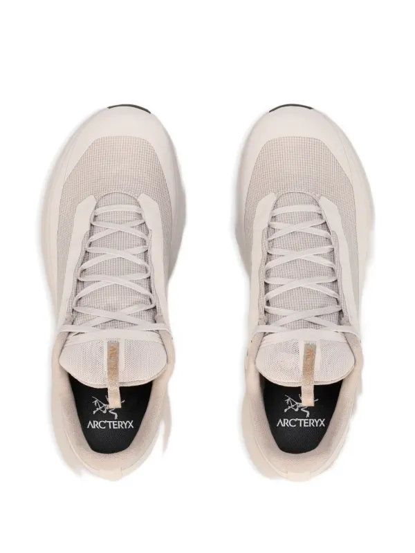 Arc'teryx Norvan LD 4 GTX スニーカー | ニュートラル | FARFETCH JP