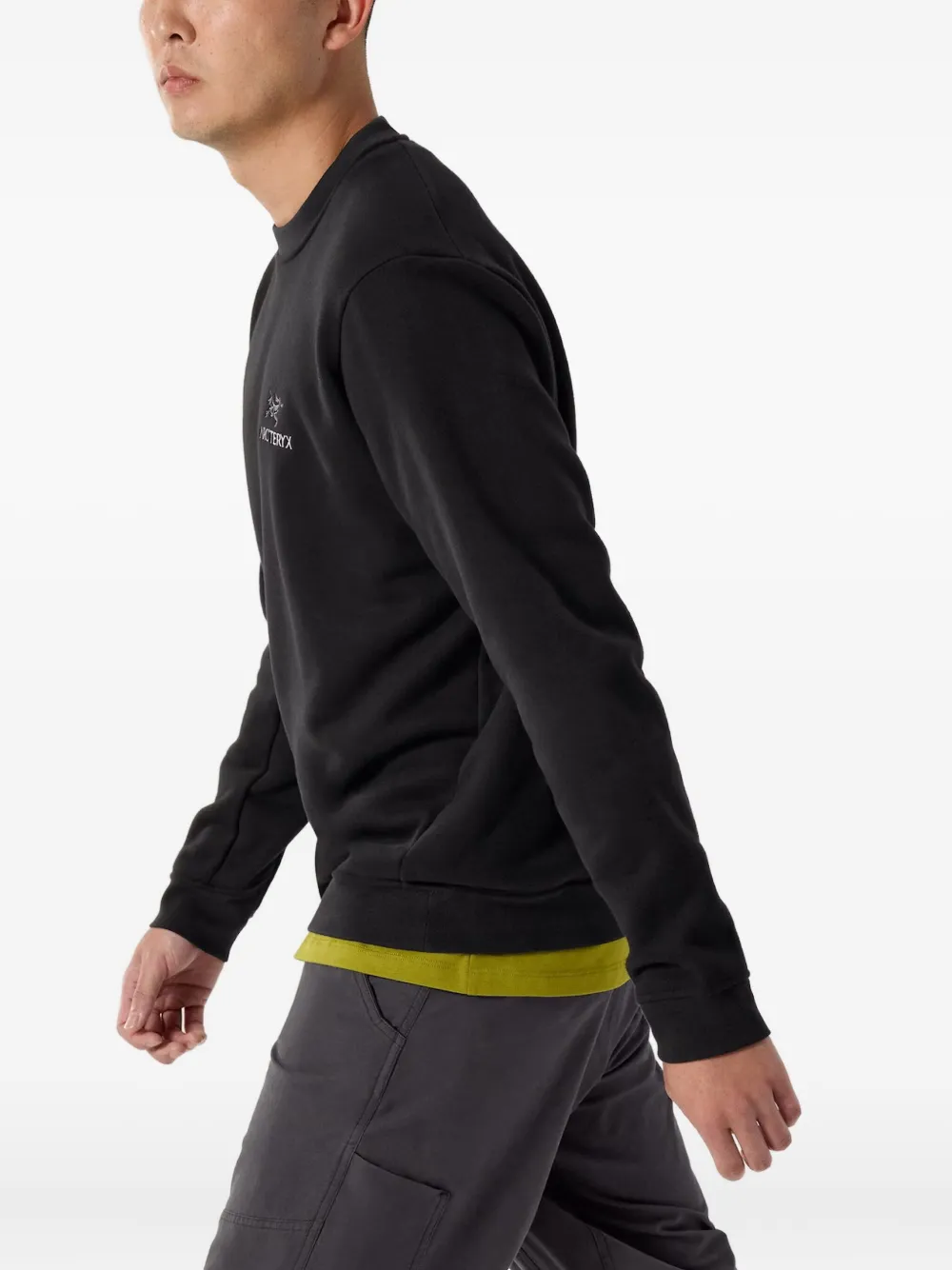 Arc'teryx Emblem Logo Crew-neck Sweatshirt In Black