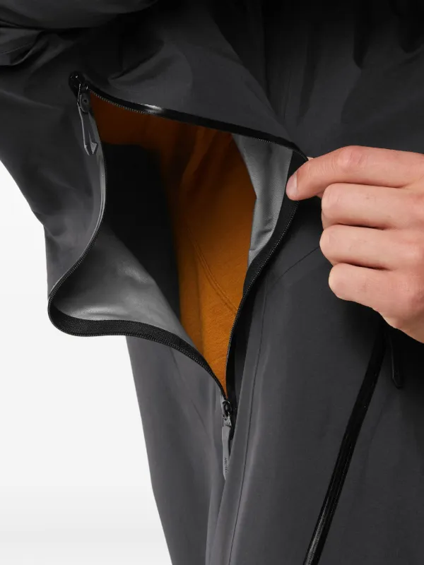 Arc'teryx Beta SL zip-up Hooded Jacket | Black | FARFETCH