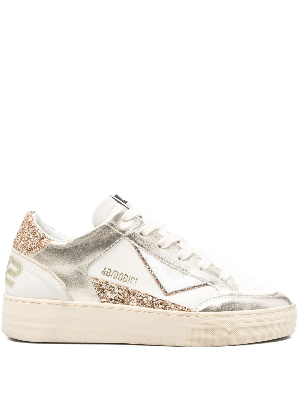 4b12 Kyle Sneakers In White