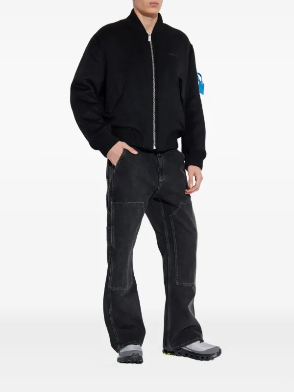 OFF-WHITE ボンバージャケット ブラック/ホワイト 背面ロゴ Off-White ロゴ ボンバージャケット | ブラック | FARFETCH JP