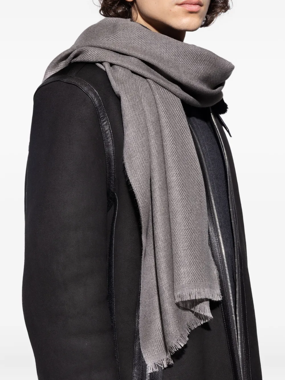 Lanvin Sjaal met geborduurd logo - Grijs