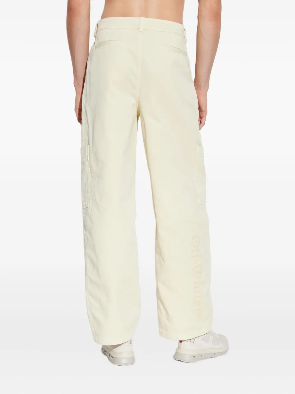 Off-White Cargo pocket trousers Beige