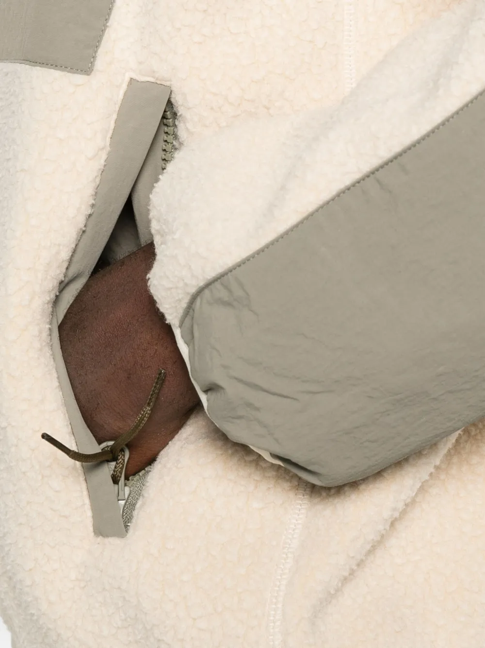 Maison Kitsuné Jack met ritssluiting en borstzak Beige