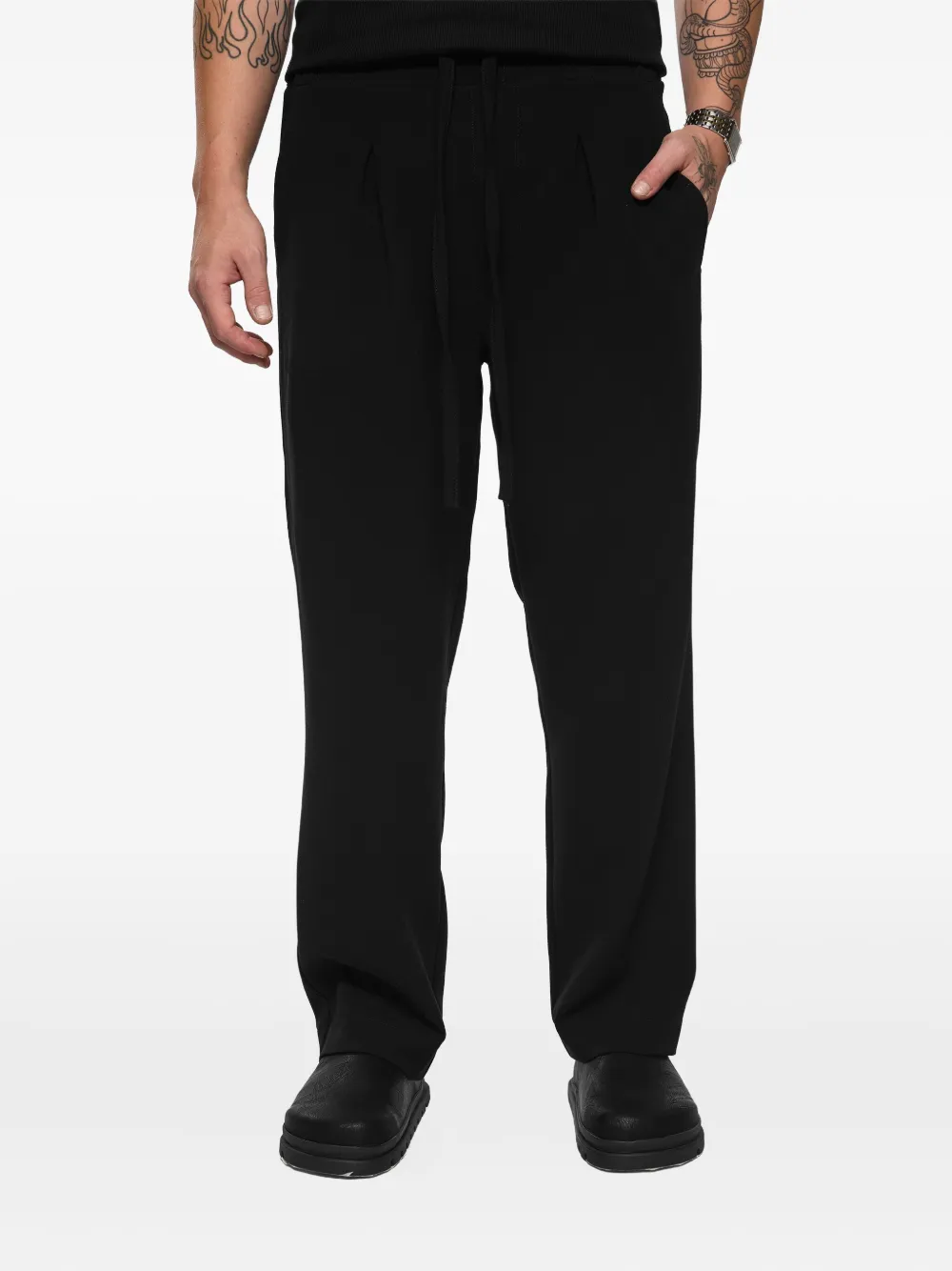 Hamza Drawstring Pleated Trousers In Black