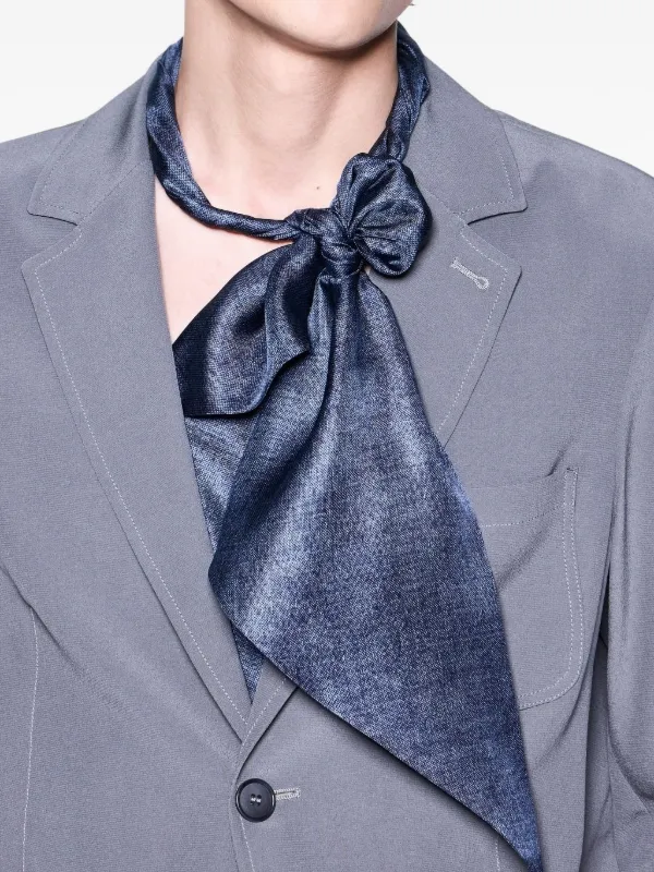 新品 GIORGIO ARMANI ジョルジオ アルマーニ シルクスカーフ Giorgio Armani シルクスカーフ | ブルー | FARFETCH JP