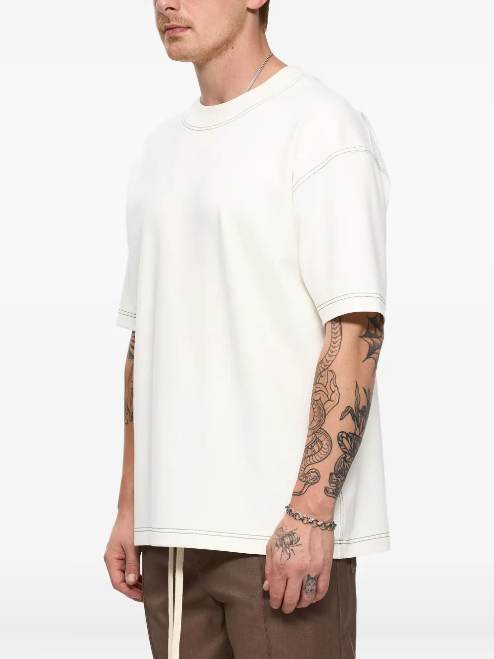Hamza Khan Stitch-detail T-shirt In White