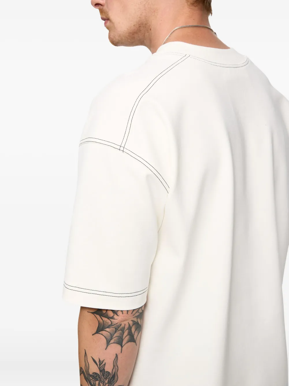 Hamza Khan Stitch-detail T-shirt In White
