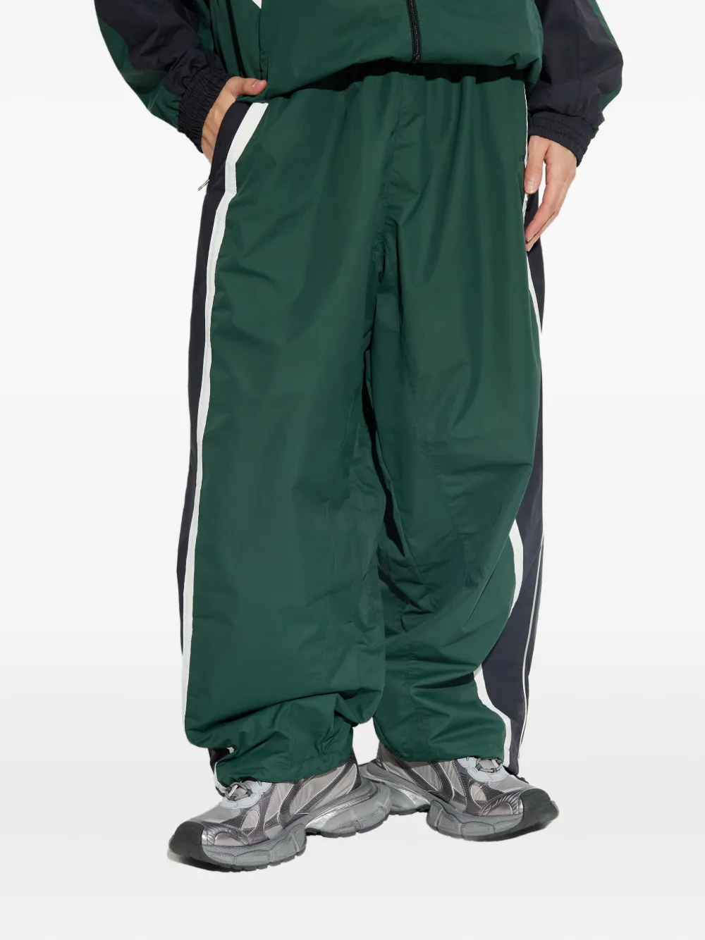 VETEMENTS stripe logo track pants | Green | Image 1