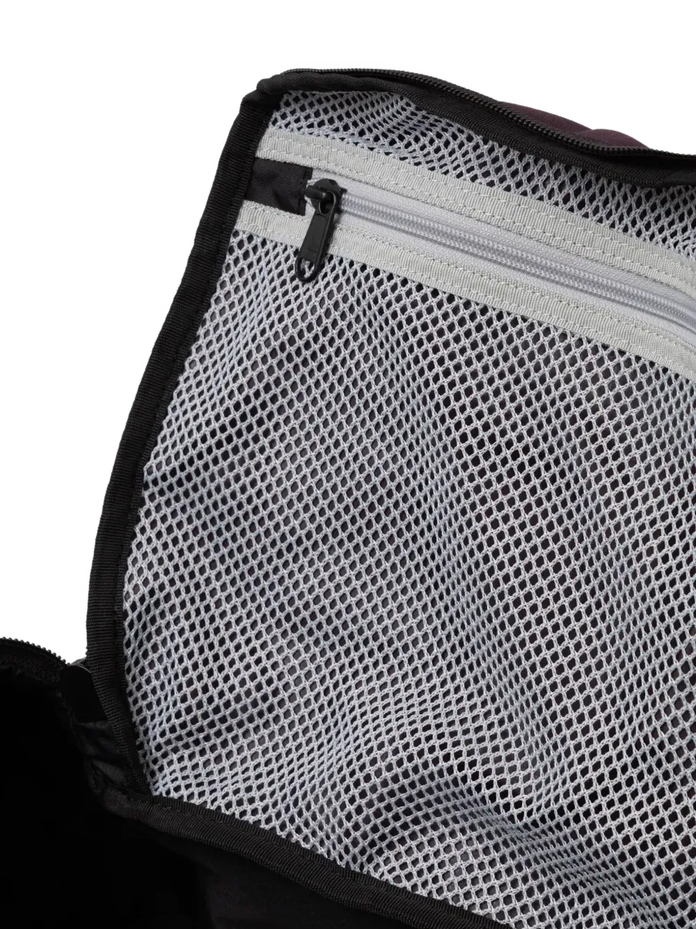 Jack Wolfskin Duffle Logo-print Luggage Bag In Purple