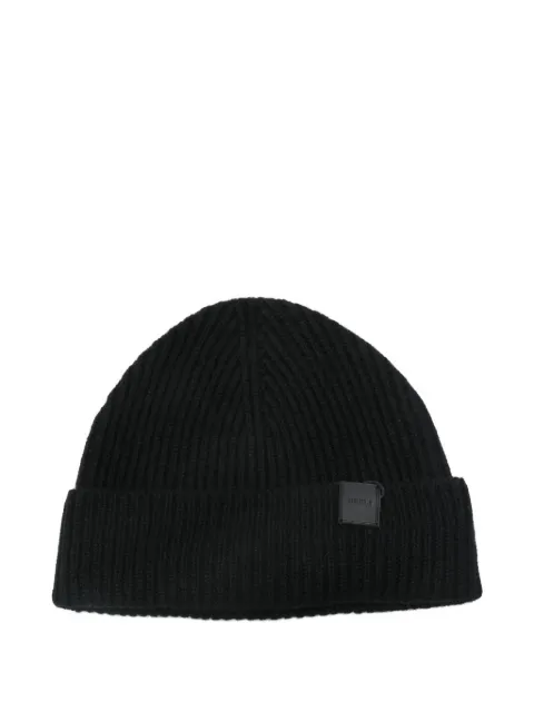 Juun.J ribbed logo-patch beanie