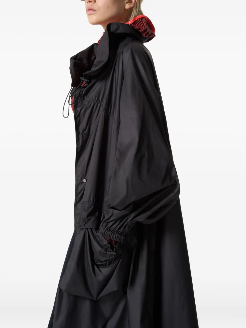 Perfect Moment Parachute Hooded Coat In Black