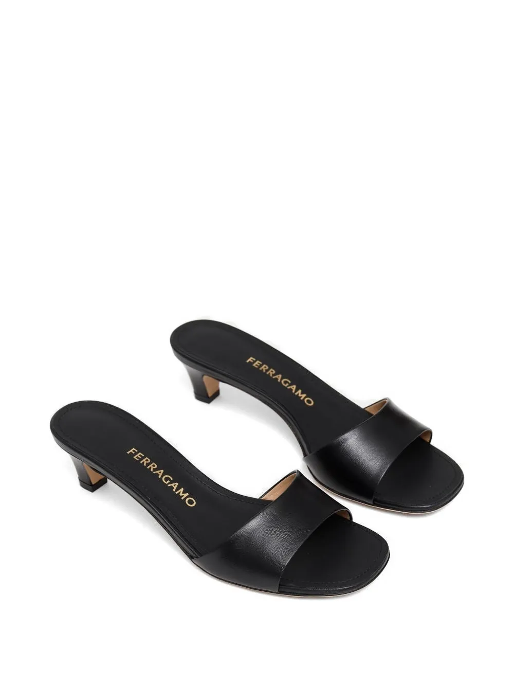 Ferragamo Sandalen met bandjes Zwart