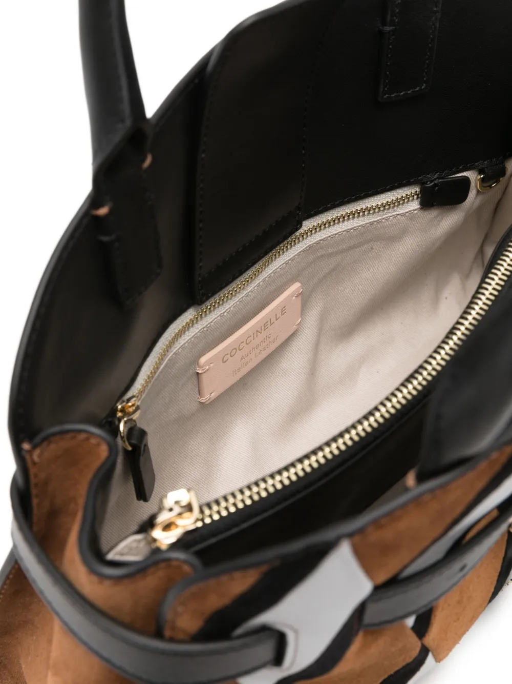 Coccinelle Shopper met diamantpatroon en gesp Bruin