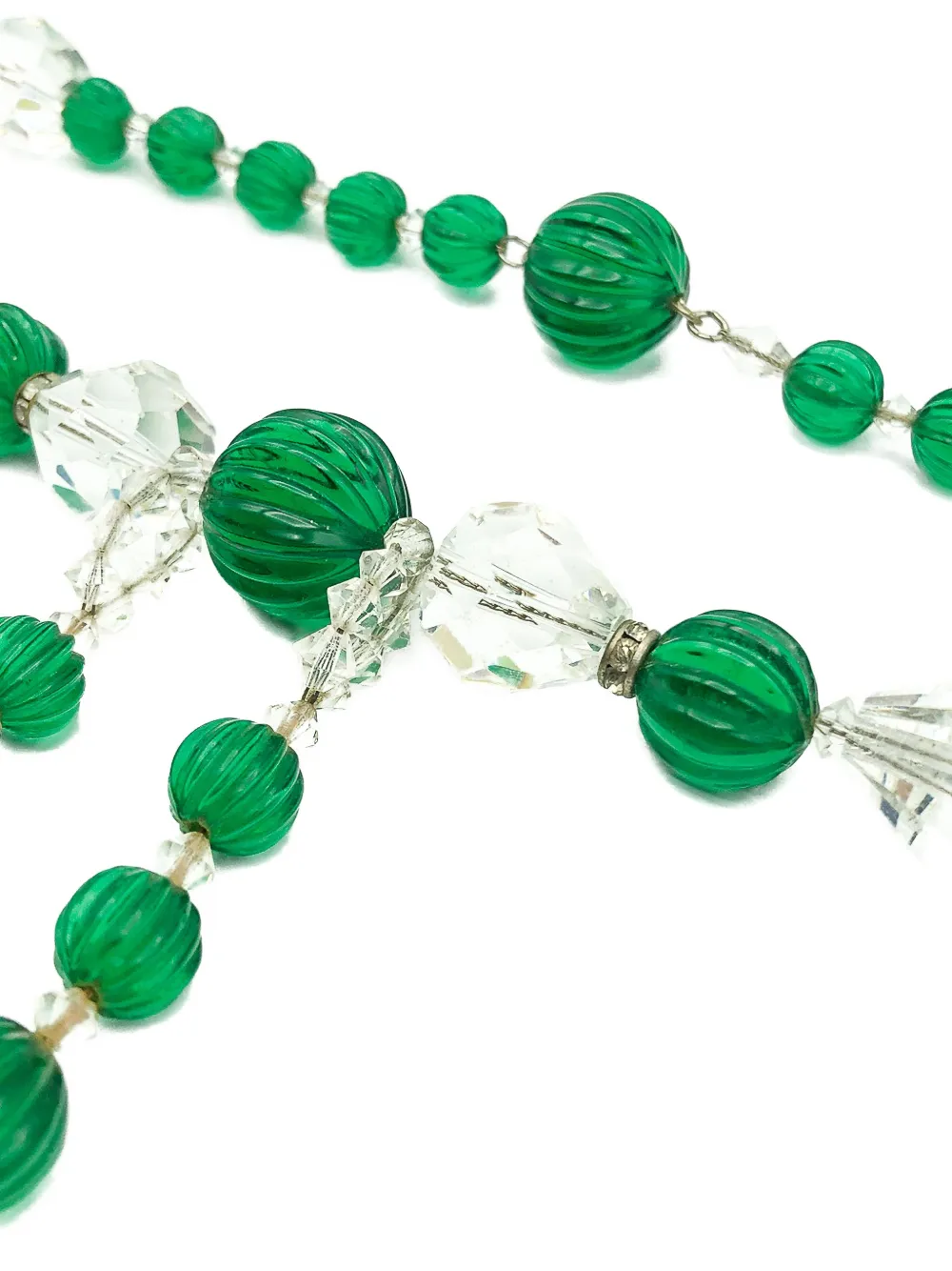 1920s Art Deco French Melon Cut Emerald Sautoir