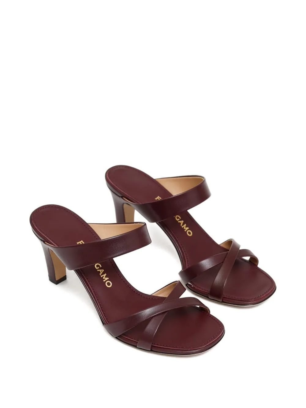 Ferragamo Tami sandalen met gekruiste bandjes en hak Rood