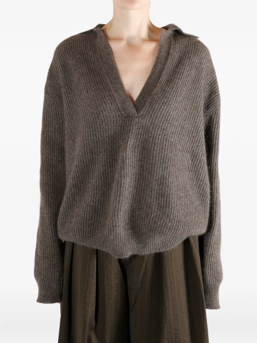 Uma Wang Polotop met V-hals Bruin