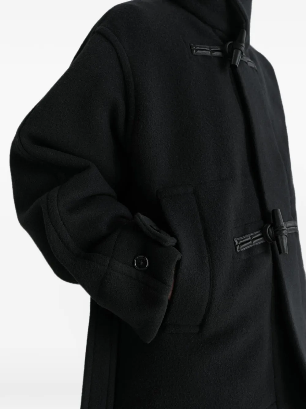 LEMAIRE ベルテッド ダッフルコート | ブラック | FARFETCH JP