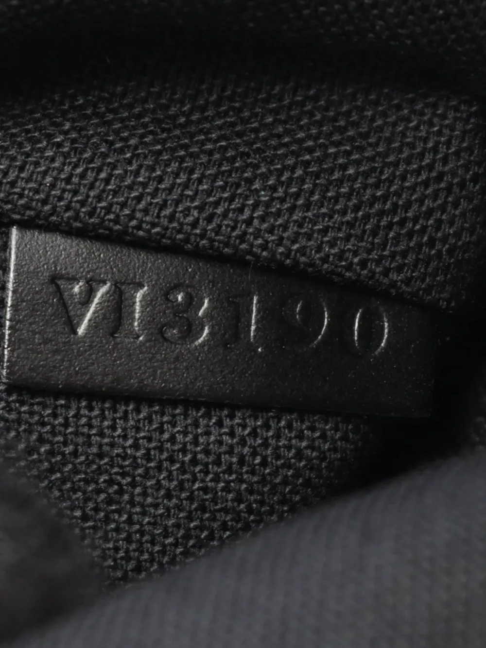 Pre-owned Louis Vuitton 2010 Damier Graphite Thomas Crossbody Bag In Black