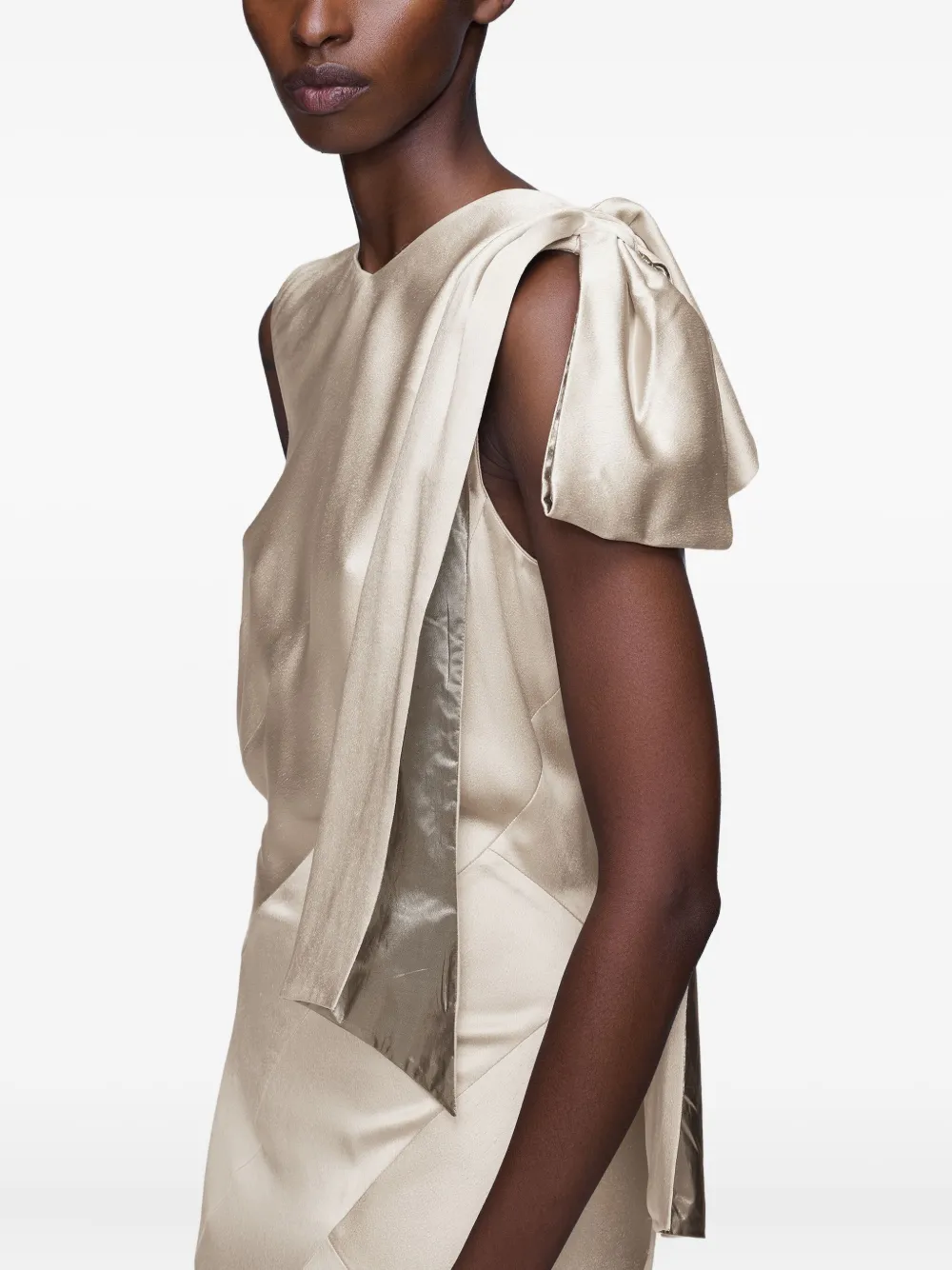 Maison Margiela Bow-detail Gown In Neutral