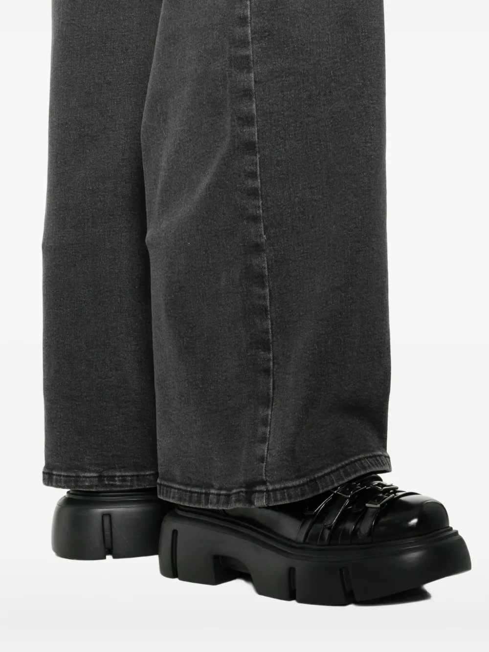 Dkny Straigh-leg Jeans In Black