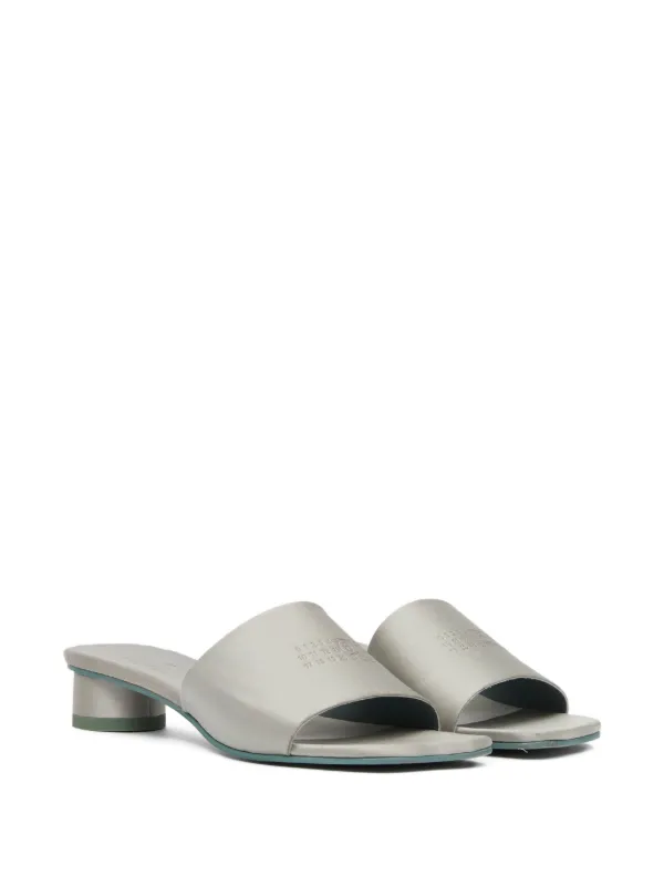 MM6 Maison Margiela ロゴ サンダル | グレー | FARFETCH JP