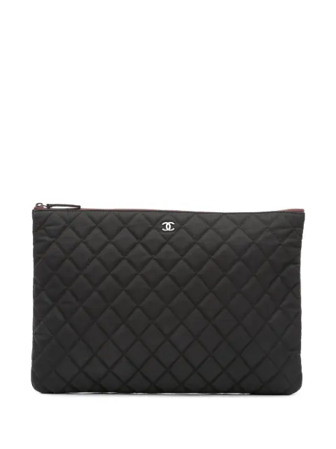 CHANEL Pre-Owned 2013-2014 Large Quilted Nylon O Case clutch bag