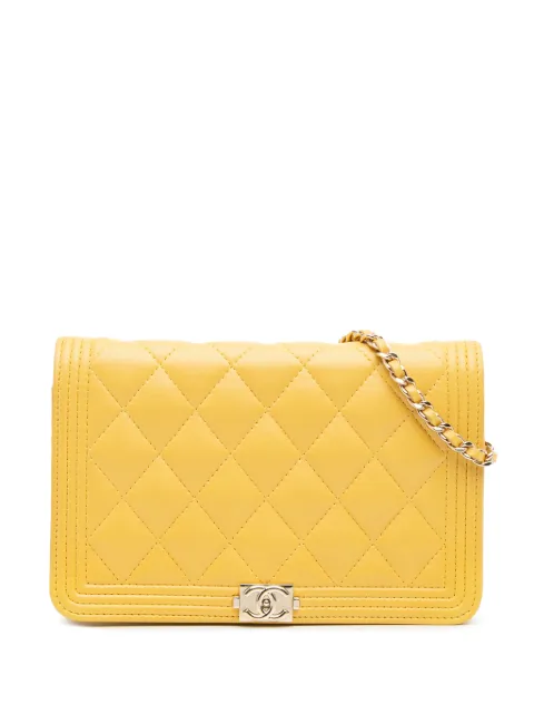 CHANEL Pre-Owned 2018 Quilted Lambskin Boy Wallet On Chain crossbody bag