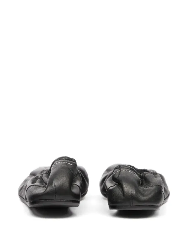MM6 Maison Margiela ギャザーフラットシューズ | ブラック | FARFETCH JP