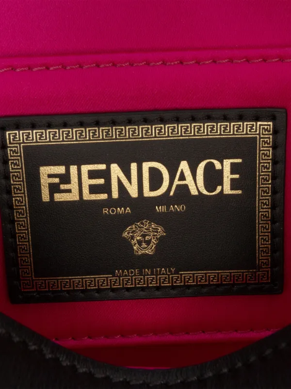 Fendi Pre-Owned 2010-2025 Versace Vitello Seta Fendace Brooch