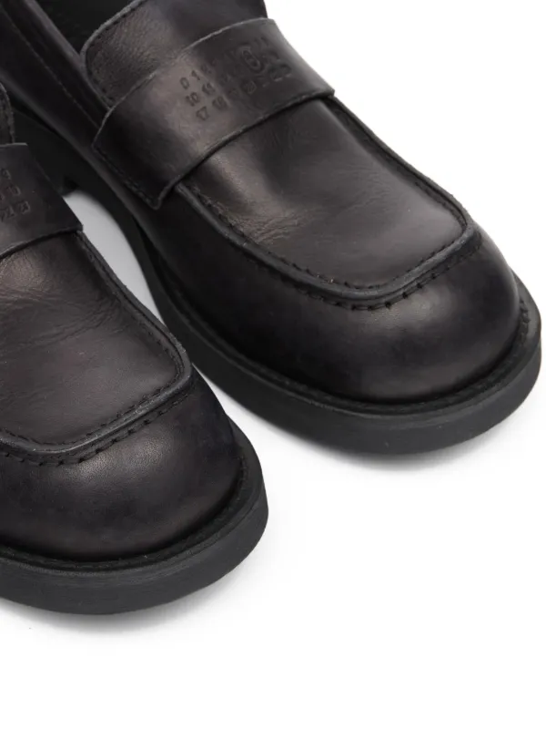 MM6 Maison Margiela ラウンドトゥ ローファー | ブラック | FARFETCH JP