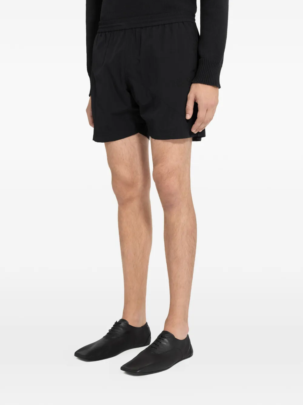 MM6 Maison Margiela Shorts met diagonale zak Zwart