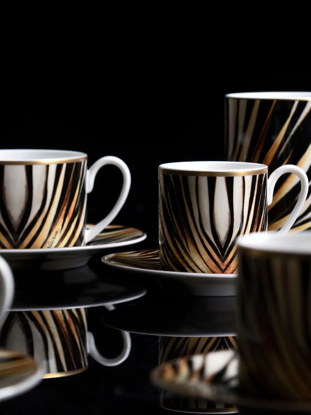 Roberto Cavalli Ray Of Gold zebra-stripe tea cups (set of two) | Tea & Coffee | Image 2