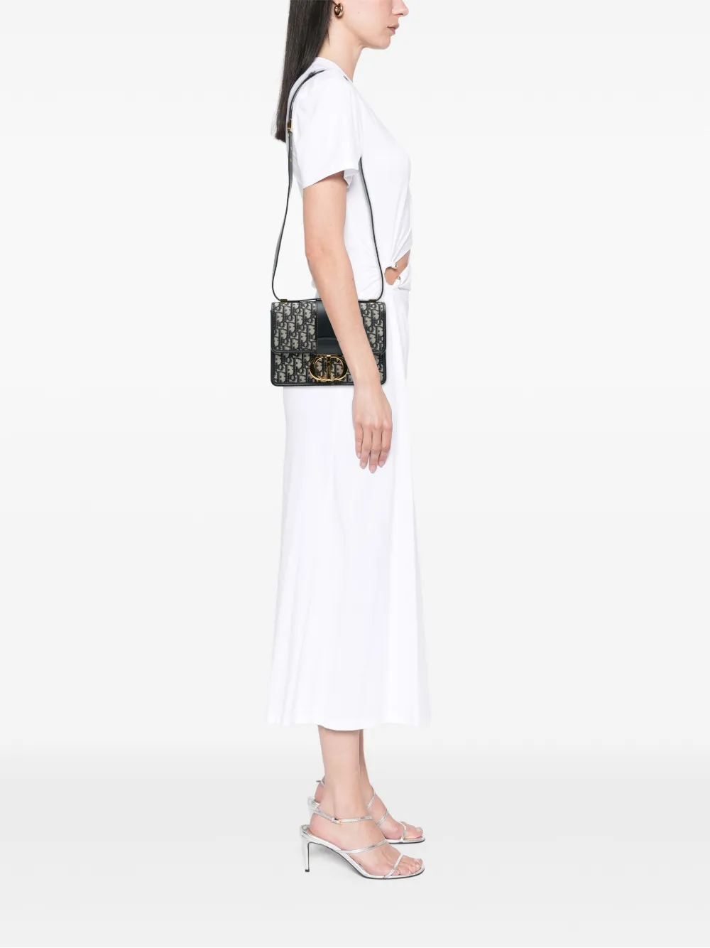 Pre-owned Dior 2022 Oblique Canvas 30 Montaigne Flap Crossbody Bag In Blue