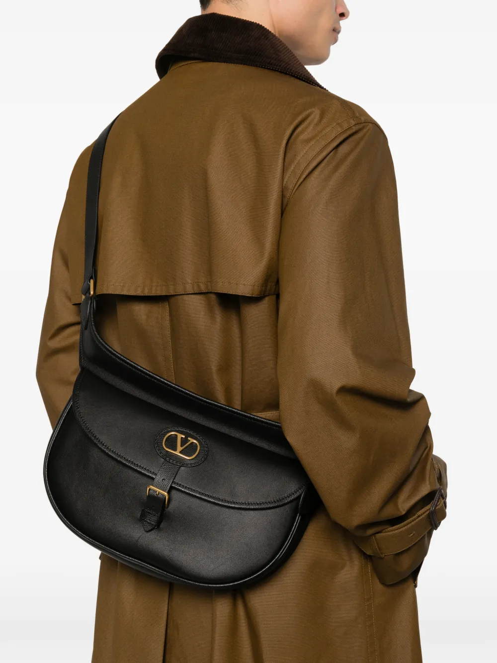 Antibes buckle messenger bag